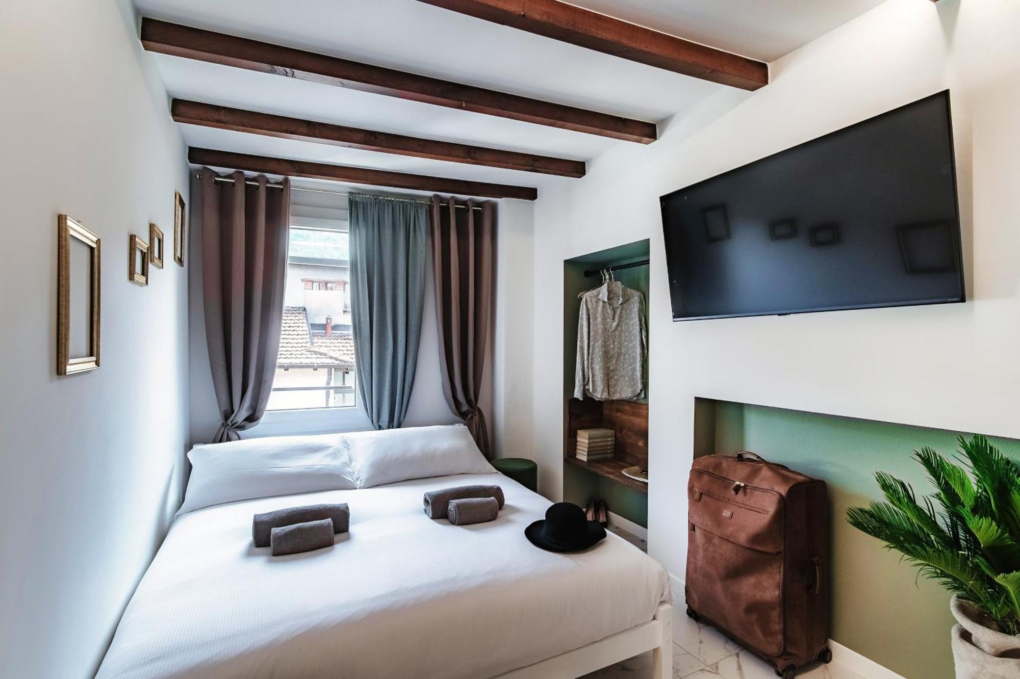 Sahara & Amazzonia Luxury Rooms- The House Of Travelers كومو المظهر الخارجي الصورة